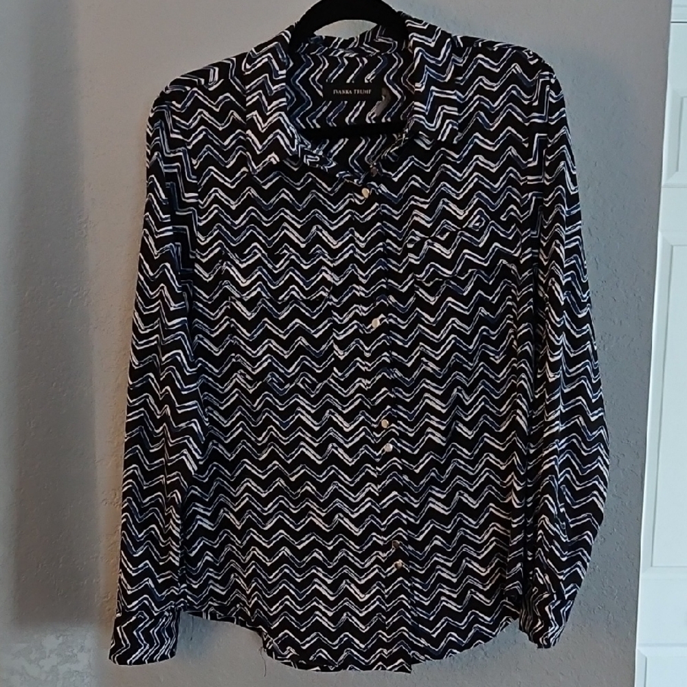 Ivanka Trump Monochrome Zigzag Shirt Large